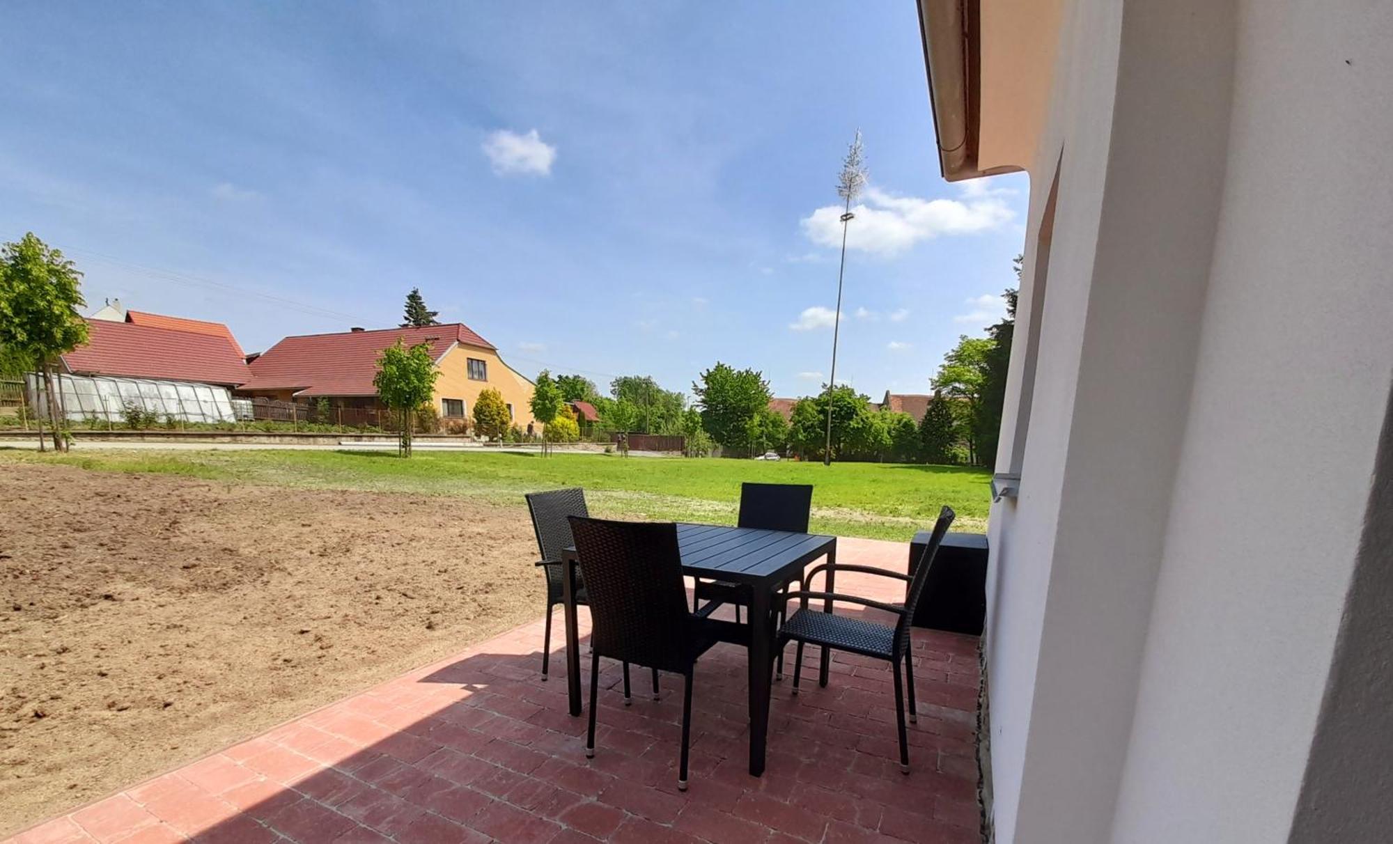 Residence Tvrz Skocice Exterior photo