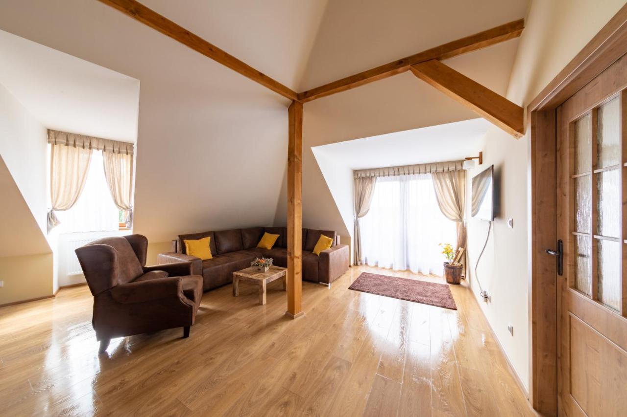 Residence Tvrz Skocice Exterior photo
